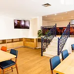 Dona Amelia Hotel 3*