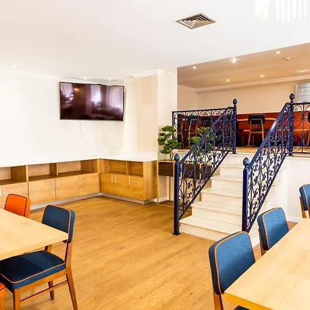 Dona Amelia By Ridan Fátima