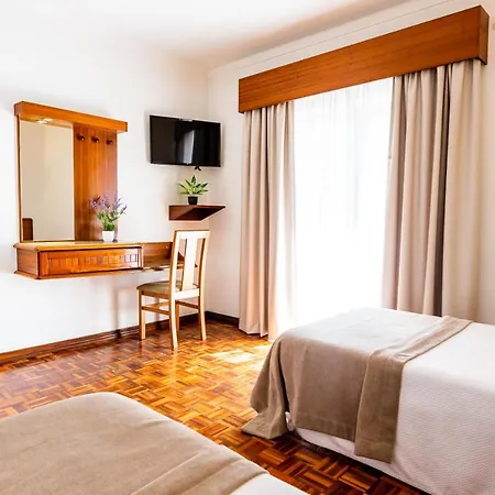 Dona Amelia By Ridan Готель