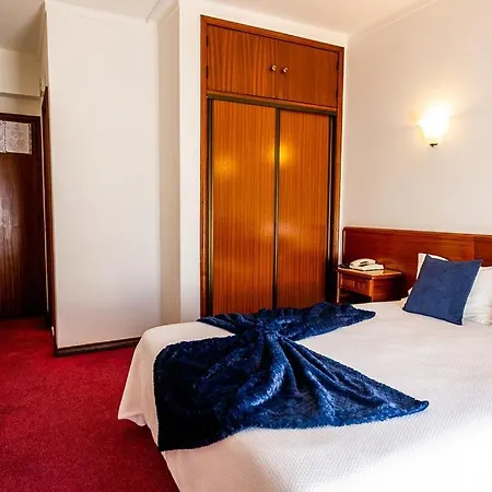 Готель Dona Amelia By Ridan