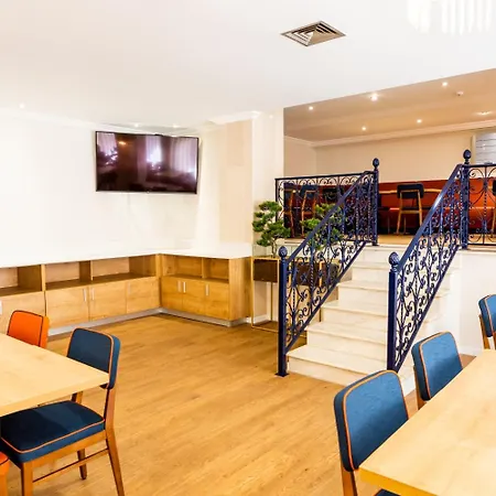 Dona Amelia By Ridan Готель 3*