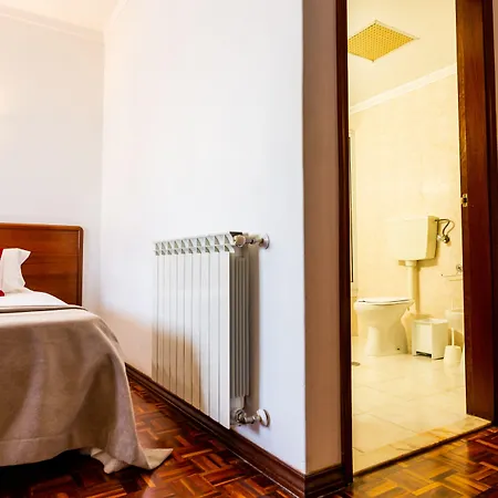 Dona Amelia By Ridan