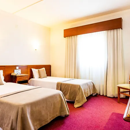 Dona Amelia By Ridan Готель 3*